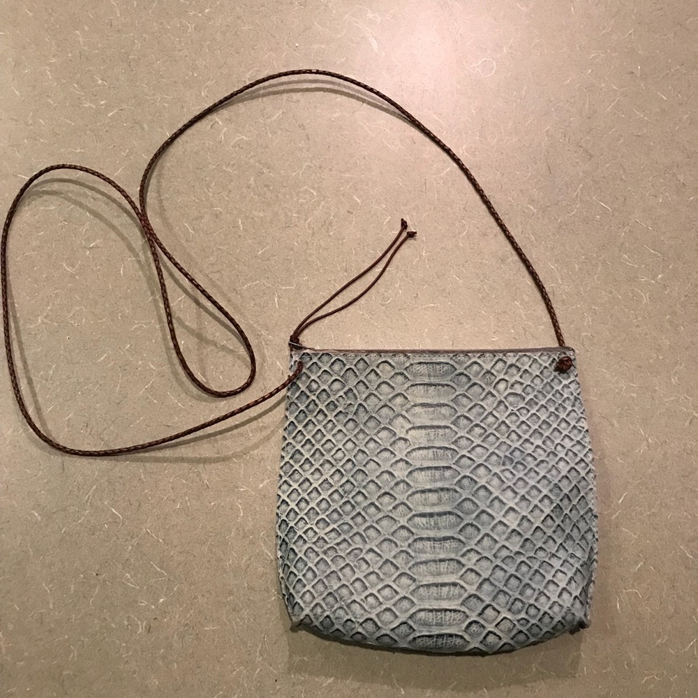 b may python crossover bag